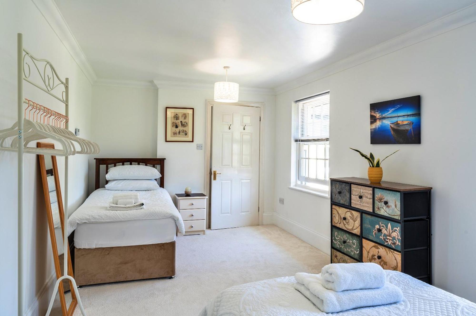 Finest Retreats - Nicely Tucked Away Cottage Torpoint Exterior photo